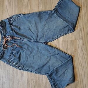 d'zzit Women's Jean Capris, Size 25